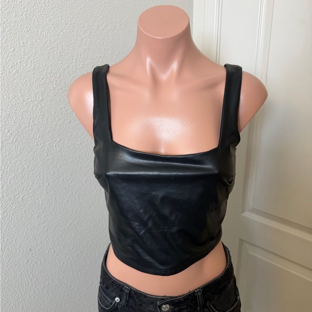 Express Body Contour Black Faux Leather Crop Top Sz S
